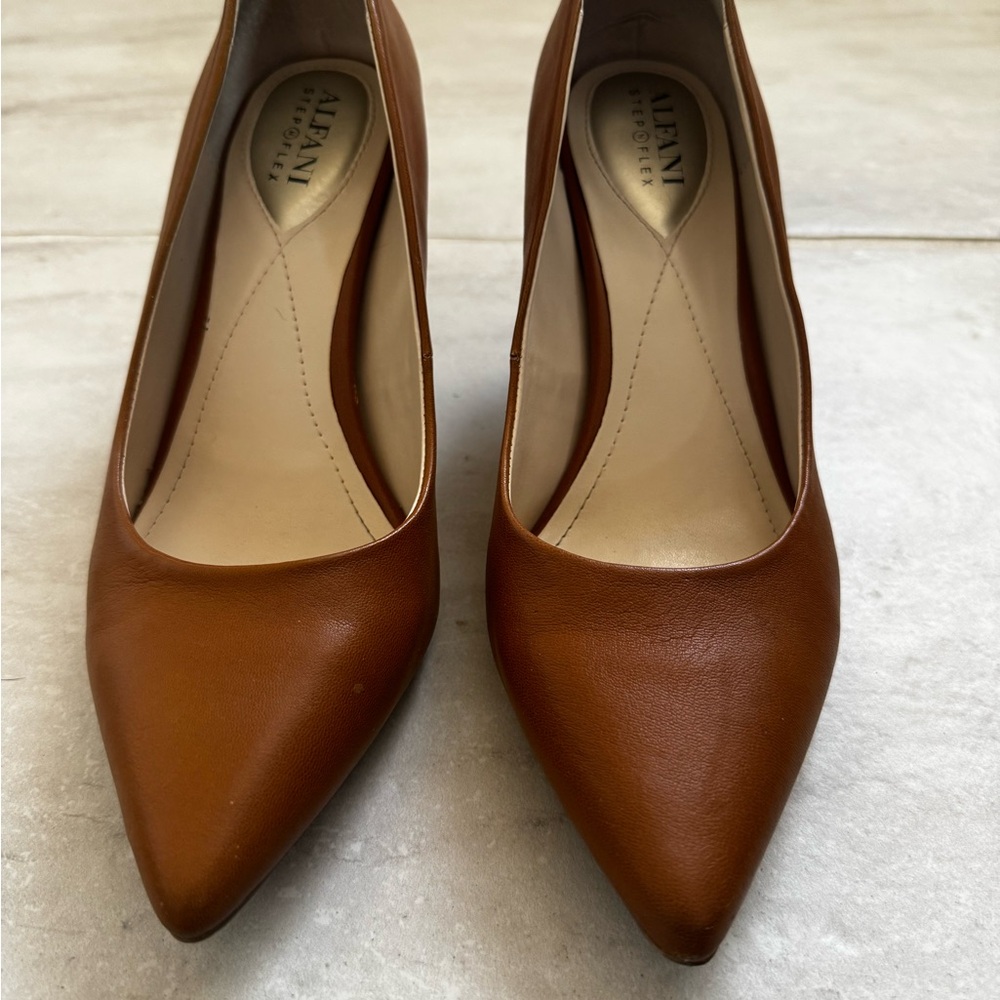 Women’s Alfani Step n’ Flex Jeules Pumps